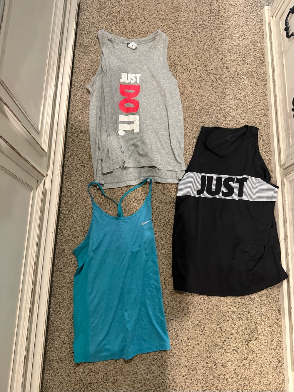 Nike Tank Top Bundle